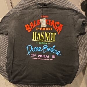 Balenciaga Bold Text Tee in Black